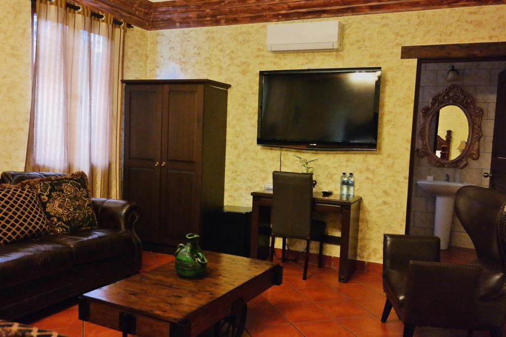 Hotel Genessis Antigua Εξωτερικό φωτογραφία